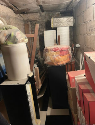 Débarras professionnel d'archives et encombrants dans un local du 5e arrondissement à Paris-Image1