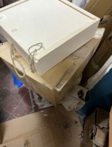 Intervention de débarras de deux caves professionnelles encombrées dans le 1er arrondissement de Paris-Image2