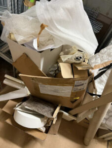 Intervention de débarras de deux caves professionnelles encombrées dans le 1er arrondissement de Paris-Image3