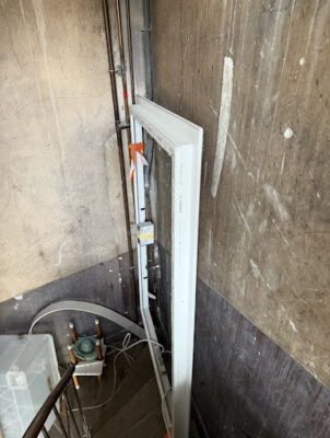 Opération de débarras professionnel d’encombrants dans un appartement du 7ème arrondissement de Paris-Image1