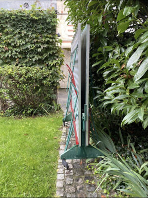 Intervention de débarras professionnel pour enlever divers encombrants dans un appartement à Chatou 78400-Image1