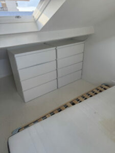 Débarras professionnel en cours dans un appartement encombré à Saint Ouen sur Seine, 93400-Image3