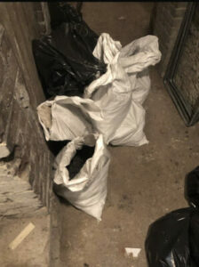 Débarras d’encombrants dans une cave du 18ème arrondissement de Paris avec évacuation et tri-Image2