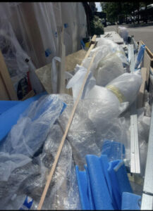 Débarras professionnel des encombrants sur chantier dans un local du 3e arrondissement de Paris-Image1