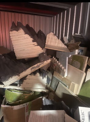 Photo intervention de débarras professionnel dans un entrepôt à Paris 18e avec tri et évacuation des matériels-Image1