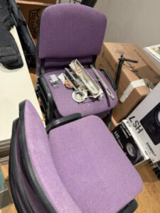 Débarras professionnel d’un local commercial encombré dans le 9ème arrondissement de Paris-Image2