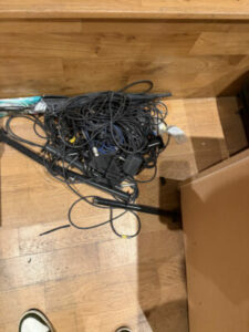 Débarras professionnel d’un local commercial encombré dans le 9ème arrondissement de Paris-Image7