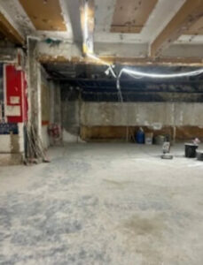 Intervention de débarras et nettoyage d’un local professionnel encombré dans le 9e arrondissement de Paris-Image3