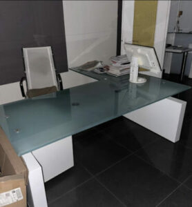 Intervention de démontage et débarras d’un cabinet dentaire à Chelles, matériel et mobilier évacués avec rigueur-Image2