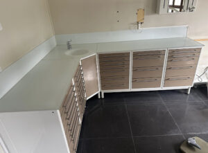 Intervention de démontage et débarras d’un cabinet dentaire à Chelles, matériel et mobilier évacués avec rigueur-Image3