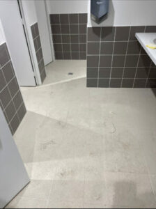 Intervention de nettoyage fin de chantier et débarras dans un grand local de bureaux à Bobigny-Image3